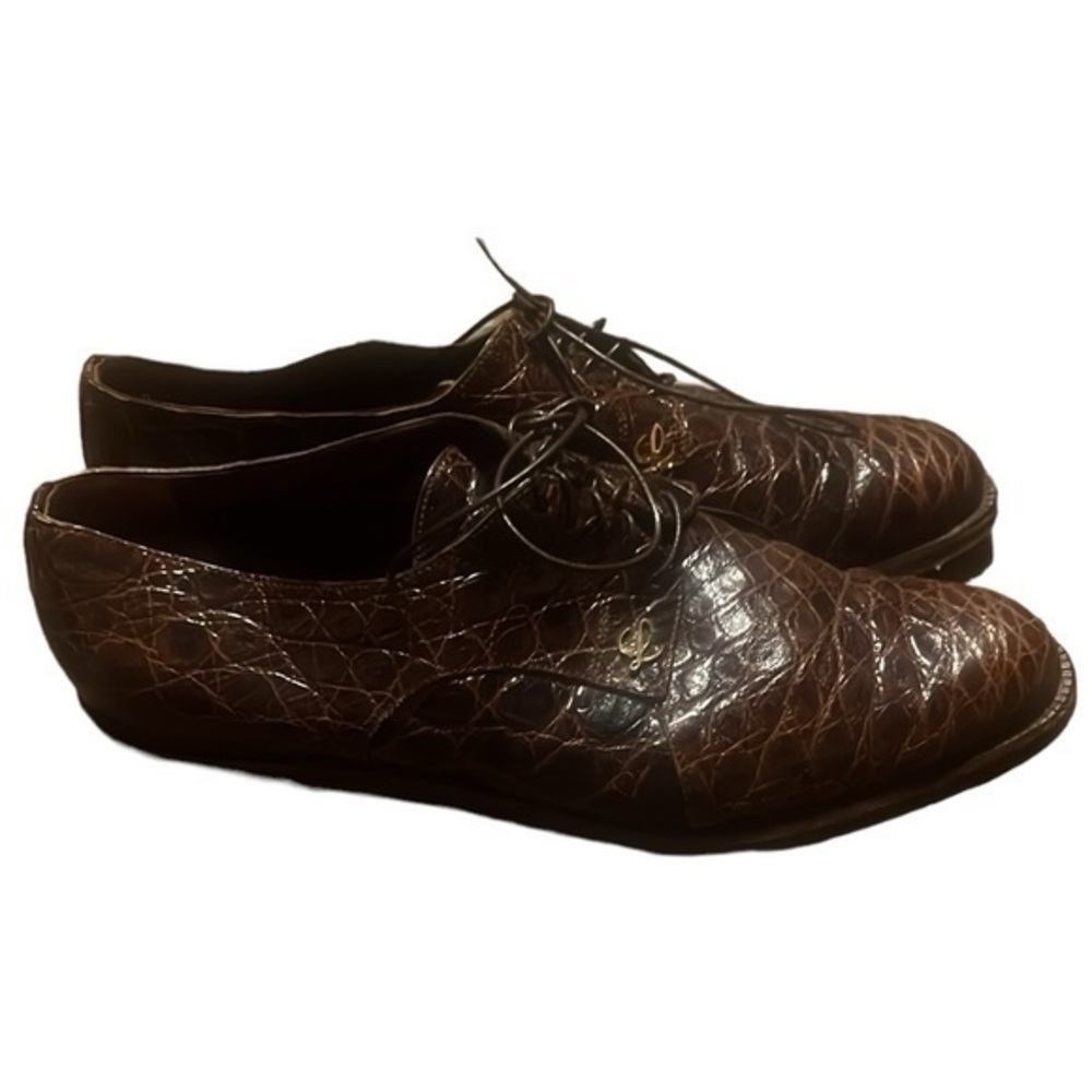 Loewe crocodile embossed brown leather tie up shoes in size EU 40